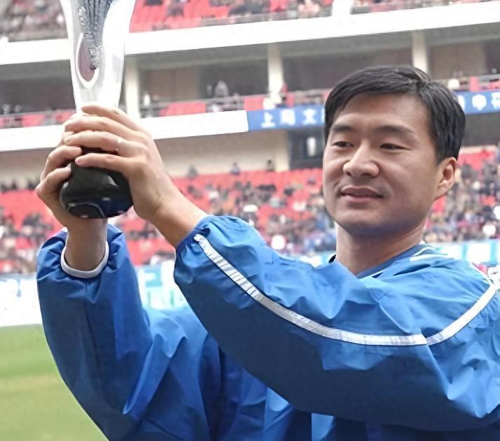 PG电子试玩模拟器-曾是申花队长,退役后深耕青训,培养出多位国脚,如今成青训专家