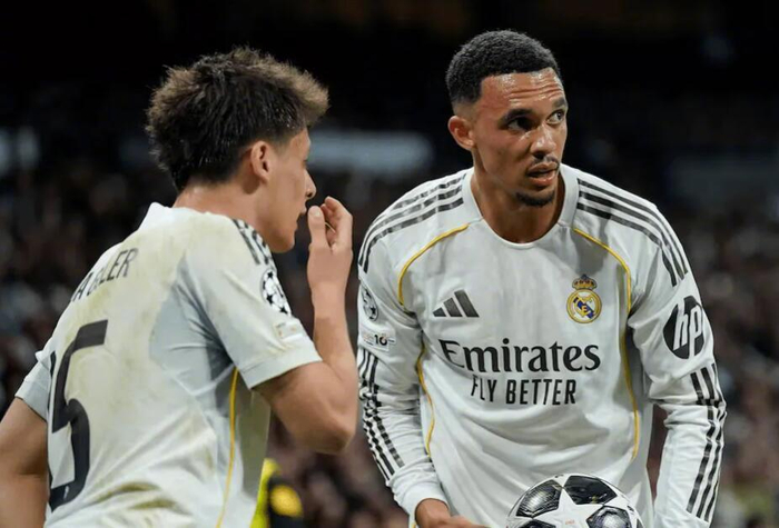 PG电子试玩模拟器-基恩怒批阿诺德欧冠防守失误：孩子般错误不配伟大后卫|皇马|英格兰|拜仁|亚历山大-阿诺德|拜仁慕尼黑_新浪体育_新浪新闻